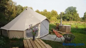 Image of Bell Tent Deluxe met Hot-tub