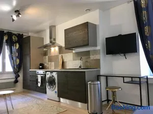 Image of Studio hyper centre, proche gare, entrée indépendante