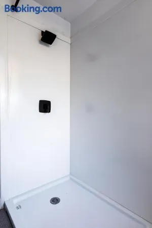 Image of Walking distance to Caltech convention Center Pasadena Landmark room