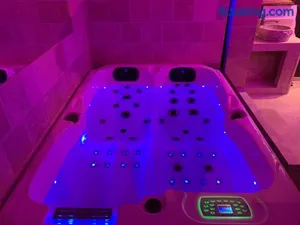 Image of Le Jacuzzi