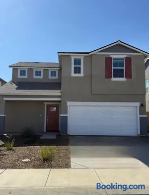 Image of New Holiday Retreat in Merced