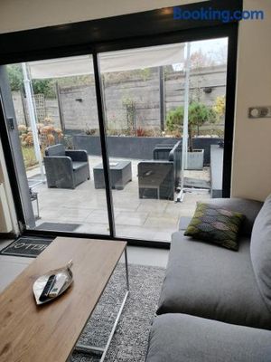 Image of 4MIN ORLEANS APPT 1CHB PLEIN AU CALME AVEC TERRASSE ET PARKING DEVANT