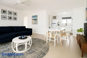 Image of 2-Bedroom Charm near Mater Hospital Pimlico Townsville