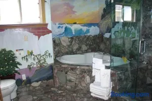 Image of Luxury 5 Bedroom Home near SFO