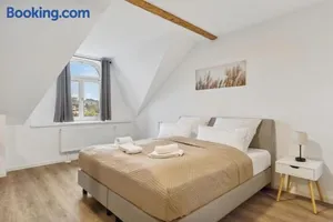 Image of EasyApartments stilvoll zentral Balkon Hauptbahnhof NETFLIX 130m2