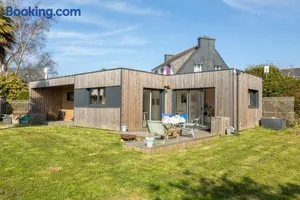 Image of La Cabane - 10 min du port