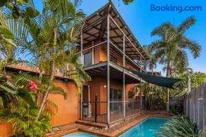 Image of Beach Retreat on Demco