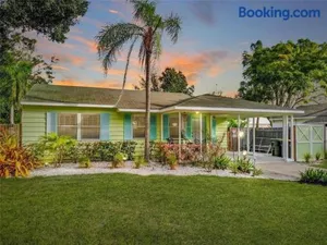 Image of Sunny Oasis in Sarasota Florida