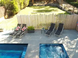 Image of Backbeach House 1km to Beach