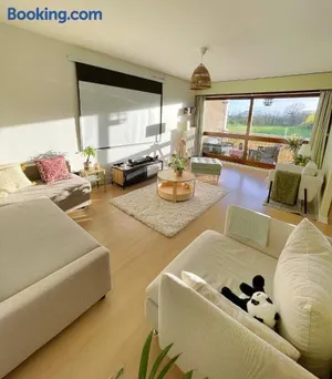 Image of Appartement Très Cosy à 5 min Aéroport Genève