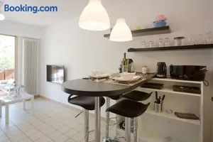 Image of Dans un écrin de verdure