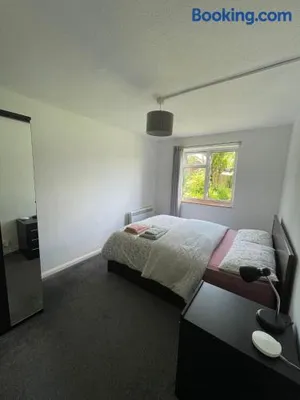 Image of Lovely 2 bedroom apartment with a garden