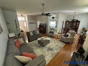 Image of Captain Rons Retreat