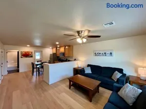 Image of Prime Location to Casino Excitement 2 mi w King Beds