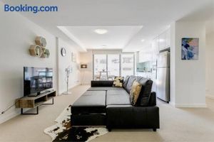 Image of 2Bd 2Bath Modern Apt Turramurra