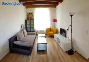 Image of HSH Weber - 2 Bedroom Suite Apartment with Office, Salon and Kitchen in Bern by HSH Hotel Serviced Home