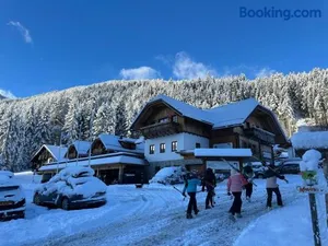 Image of Bergdorf Riesner