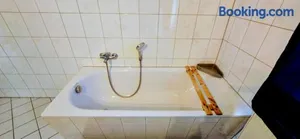 Image of Cozy spacious room near Halle Hbf w/ iPad, Netflix & Wi-Fi