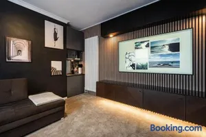 Image of The Studio, Luxury 3 Bed Home with Parking