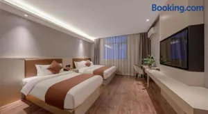 Image of Gya Hotel Shanghai Long Distance Passenger Terminal Station