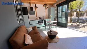 Image of Adorable Guest House avec balnéo et piscine