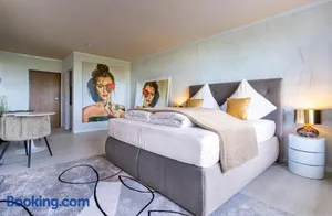 Image of GelsenDesign III - Netflix I Balkon I Zentral