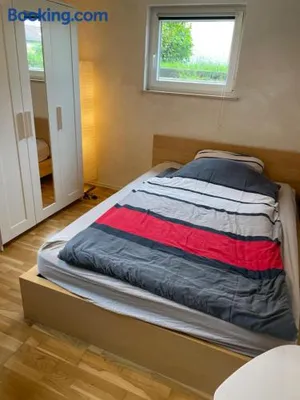 Image of Modernes Studio mit separater Küche