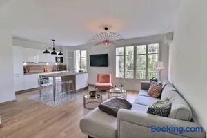 Image of Charmant T2 avec balcon - Parking, AC, Wifi