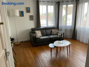Image of Parfait pour visiter ou travailler près de Paris - Makalu