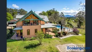 Image of Bellingen at its best! Views, privacy & pool.