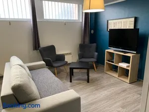 Image of Le Sweet Home Lens