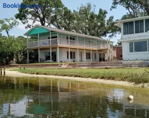 Image of Studio with Private Beach on Bayou Grande
