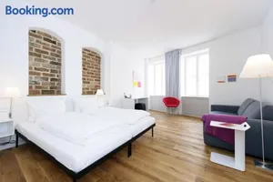 Image of einzigartig - Das kleine Hotel im Wasserviertel