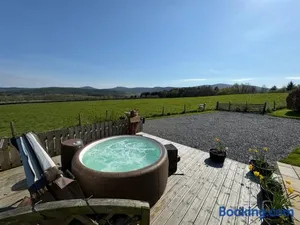 Image of Drumhead Cottage Finzean, Banchory Aberdeenshire Self Catering with Hot Tub