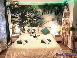 Image of Jungle Spa - Cocon romantique et tropical avec jacuzzi privé !