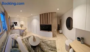 Image of Core Luxembourg City Mirrorview-Parking and Breakfast