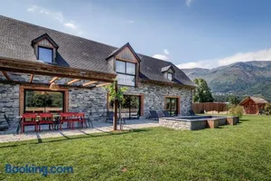 Image of Pyrénées Prestige - Villas d'exceptions et hébergements insolites