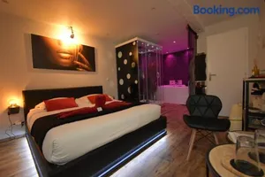 Image of SPA privatif Love room, Le Hammam et Bulles, chez Nuits Chartraines