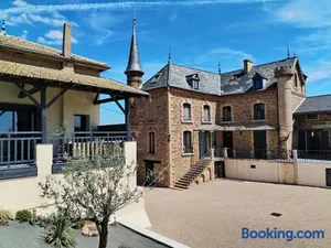 Image of Le petit Château de Sathonat - Horizon Paradis