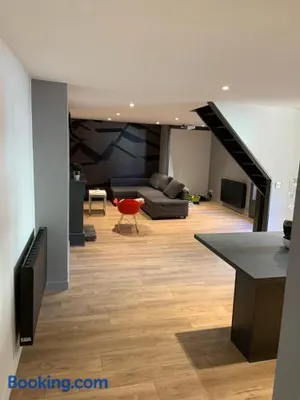 Image of La Grande Suite Duplex- rue Vasselot - Calme - Standing five