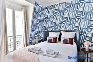 Image of Appartement Paisible Centre de Paris - Bleu