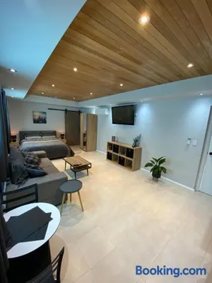 Image of Mindarie beachside studio