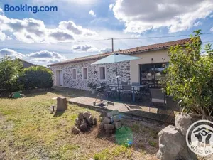Image of Gîte moderne et confort, proche Puy du Fou, Nantes, Cholet, terrasse, pêche à l'étang privé - FR-1-622-42