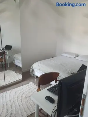 Image of suresnes centre