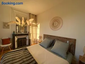 Image of MAISON 54
