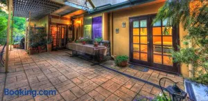 Image of Hillview Oak B&B