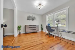 Image of NEW! Modern Luxury w/ Pool Table 3BR/5BD Sleeps 10