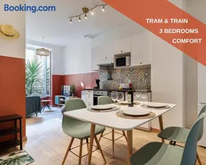 Image of Cosy and Trendy 3 Bedrooms train tramway