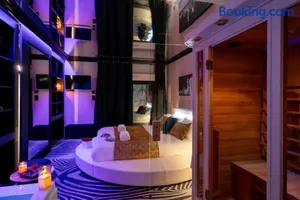 Image of LoveRoom Le Côté Secret