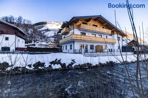Image of RIVERSIDE RAURIS APARTMENTS